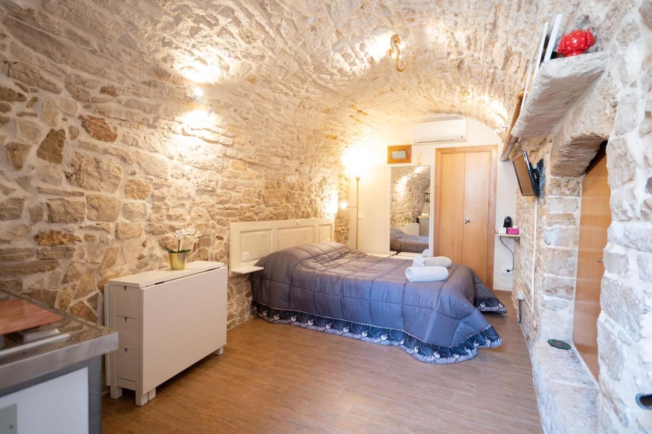 Piccola Pietra Bianca Hotel Giovinazzo Exterior photo
