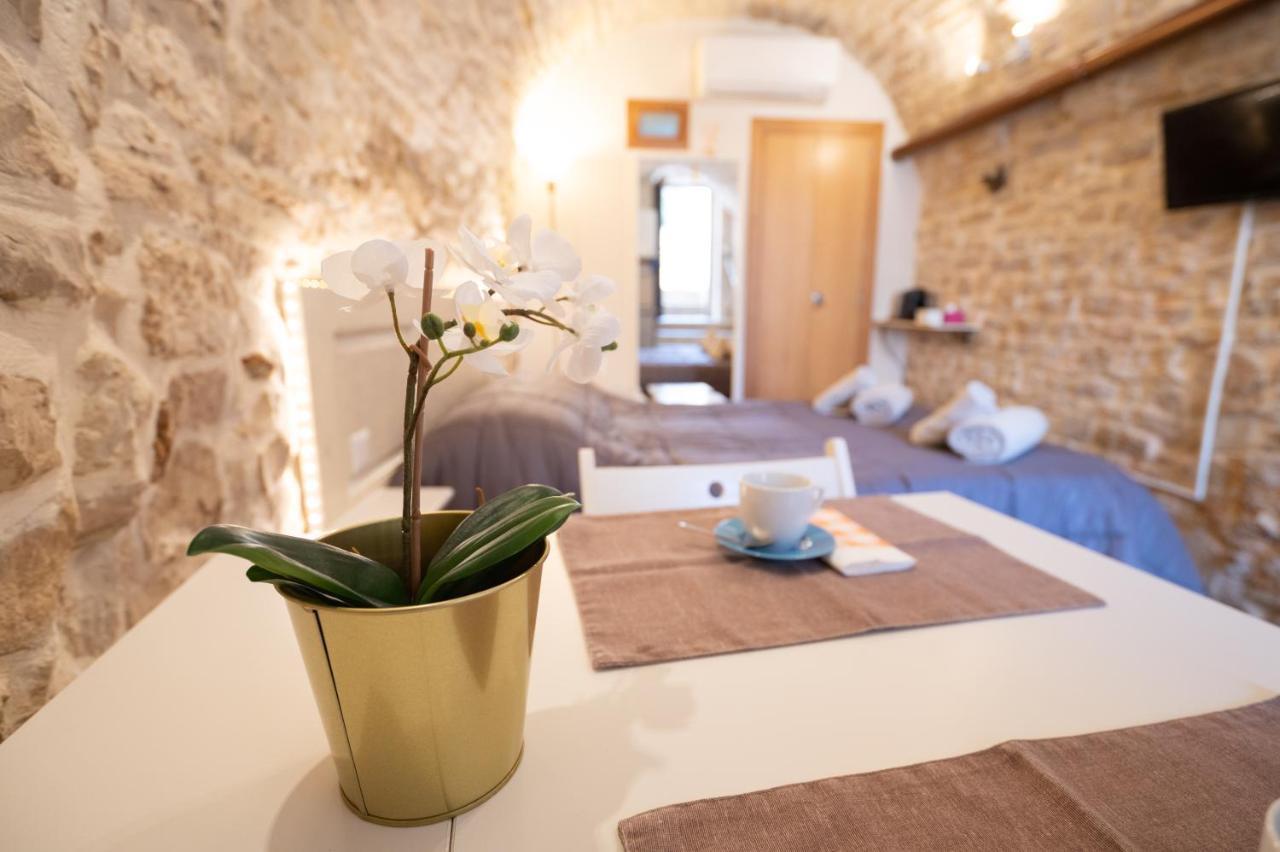 Piccola Pietra Bianca Hotel Giovinazzo Exterior photo