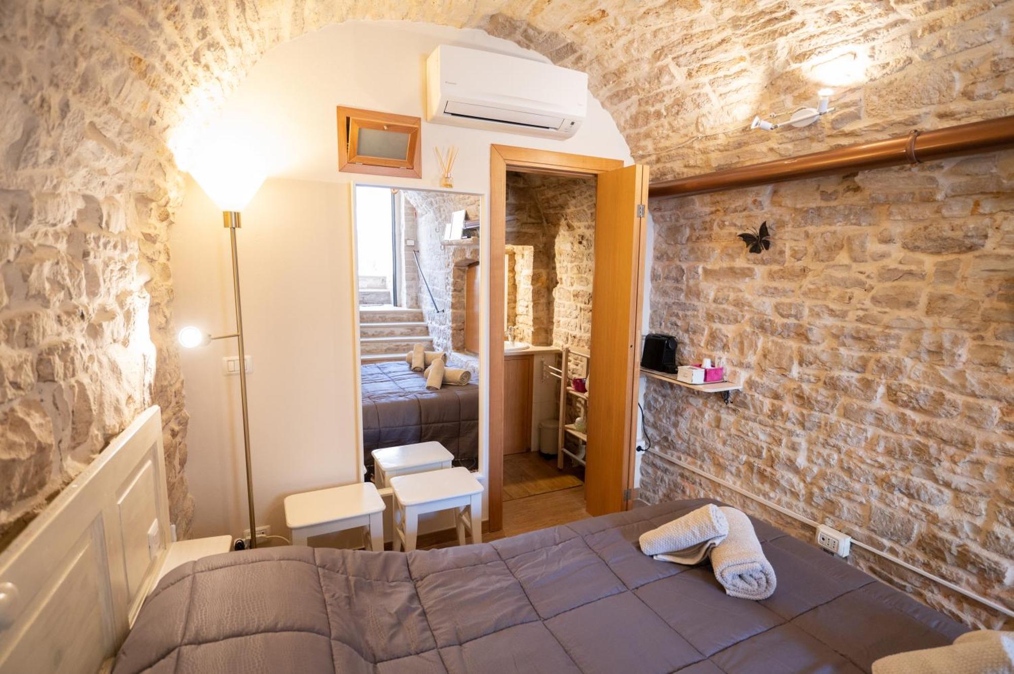 Piccola Pietra Bianca Hotel Giovinazzo Exterior photo